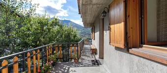 Apartment 'Il Borgo' with Mountain View, Private Terrace and Wi-Fi