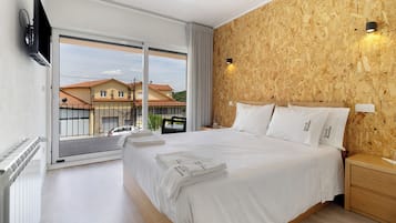 5 slaapkamers, een strijkplank/strijkijzer, gratis wifi, beddengoed