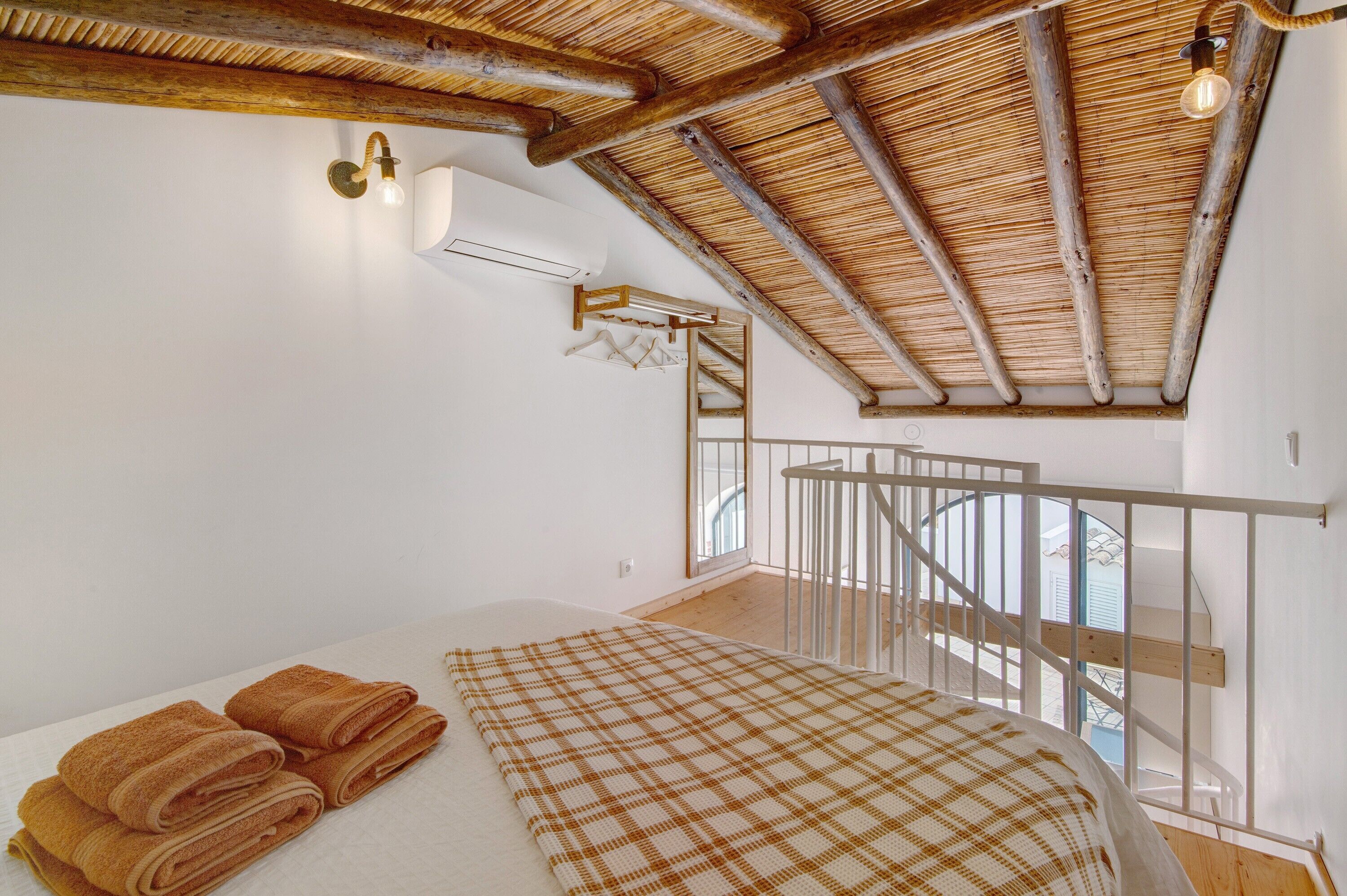 1 bedroom, iron/ironing board, WiFi (free), bed sheets