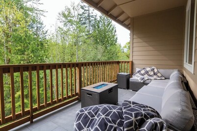 Spacious home and lower level condo with outside entrance.