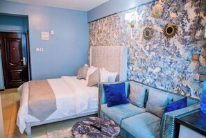 1 bedroom, iron/ironing board, travel cot, Internet