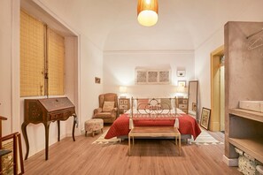 3 camere, ferro/asse da stiro, Wi-Fi gratuito, lenzuola