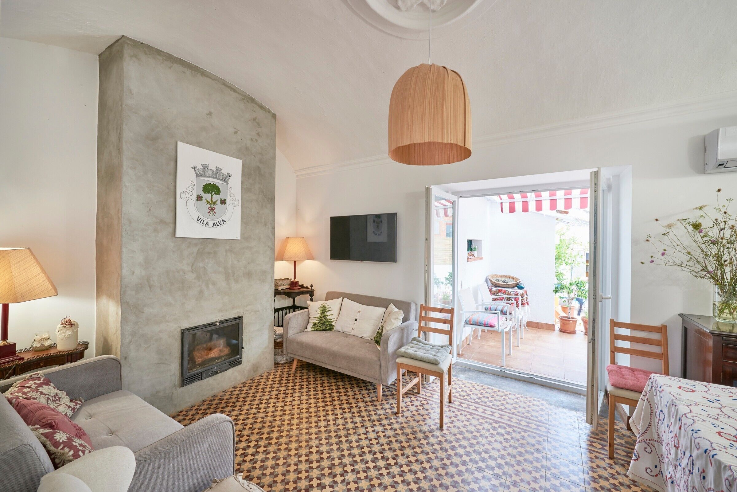 TV, peis og bordtennis