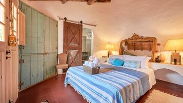 3 soverom, strykejern/-brett, wi-fi (inkludert) og sengetøy