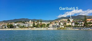 Beach - Garibaldino apartment 45sqm sea view, in the center of San Remo, bright terrace (Sanremo)