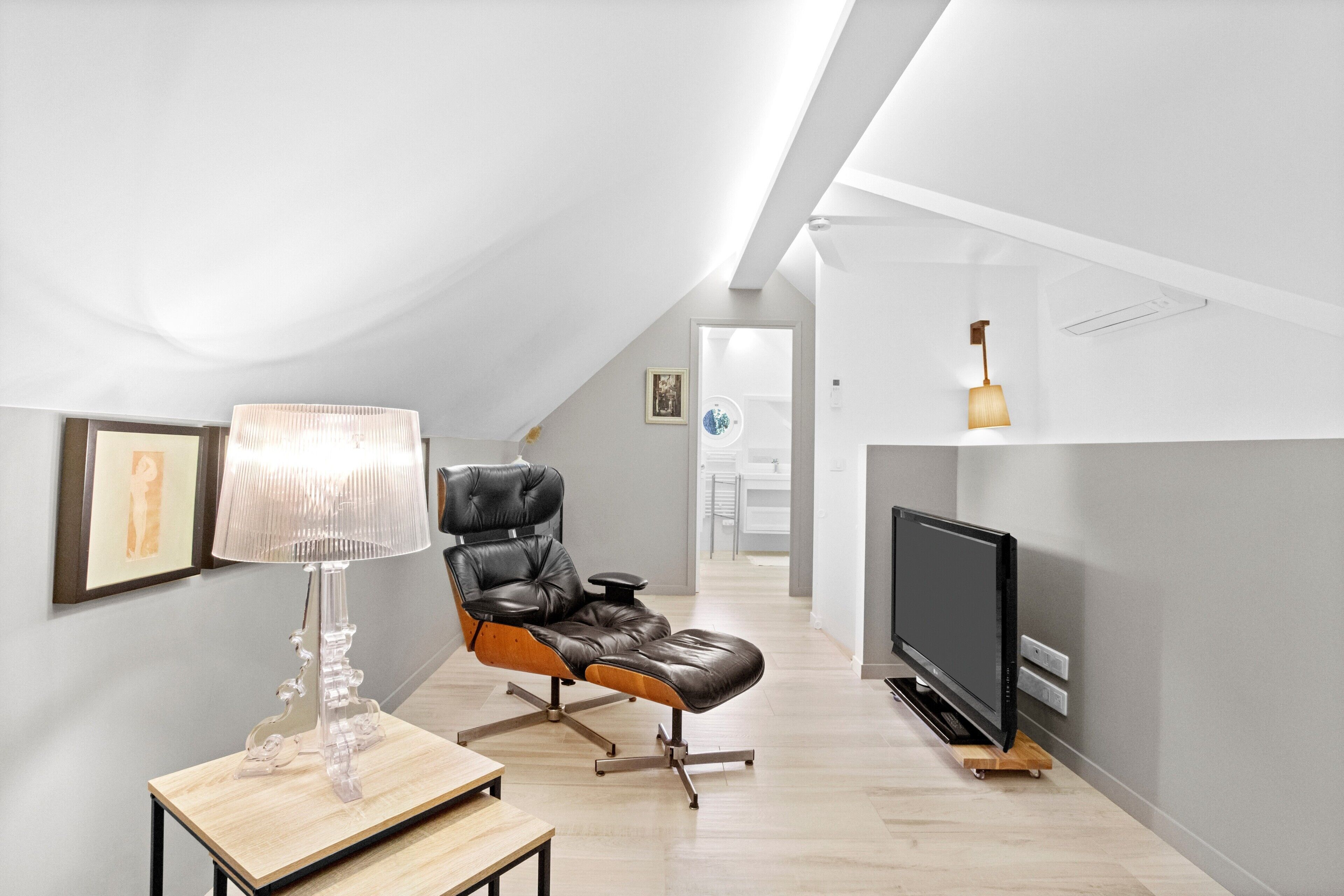 Televisio, pöytätennispöytä