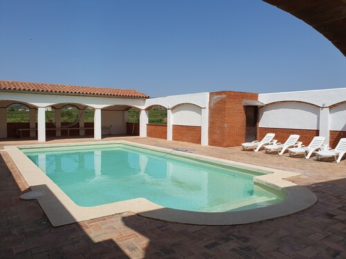 Maison de campagne 'Cal Eloi Janet' avec vue sur la montagne, piscine privée et Wi-Fi