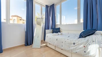 5 camere, ferro/asse da stiro, Wi-Fi gratuito, lenzuola