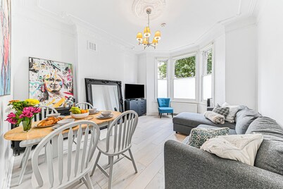 Classic 2bed Victorian Central London Retreat