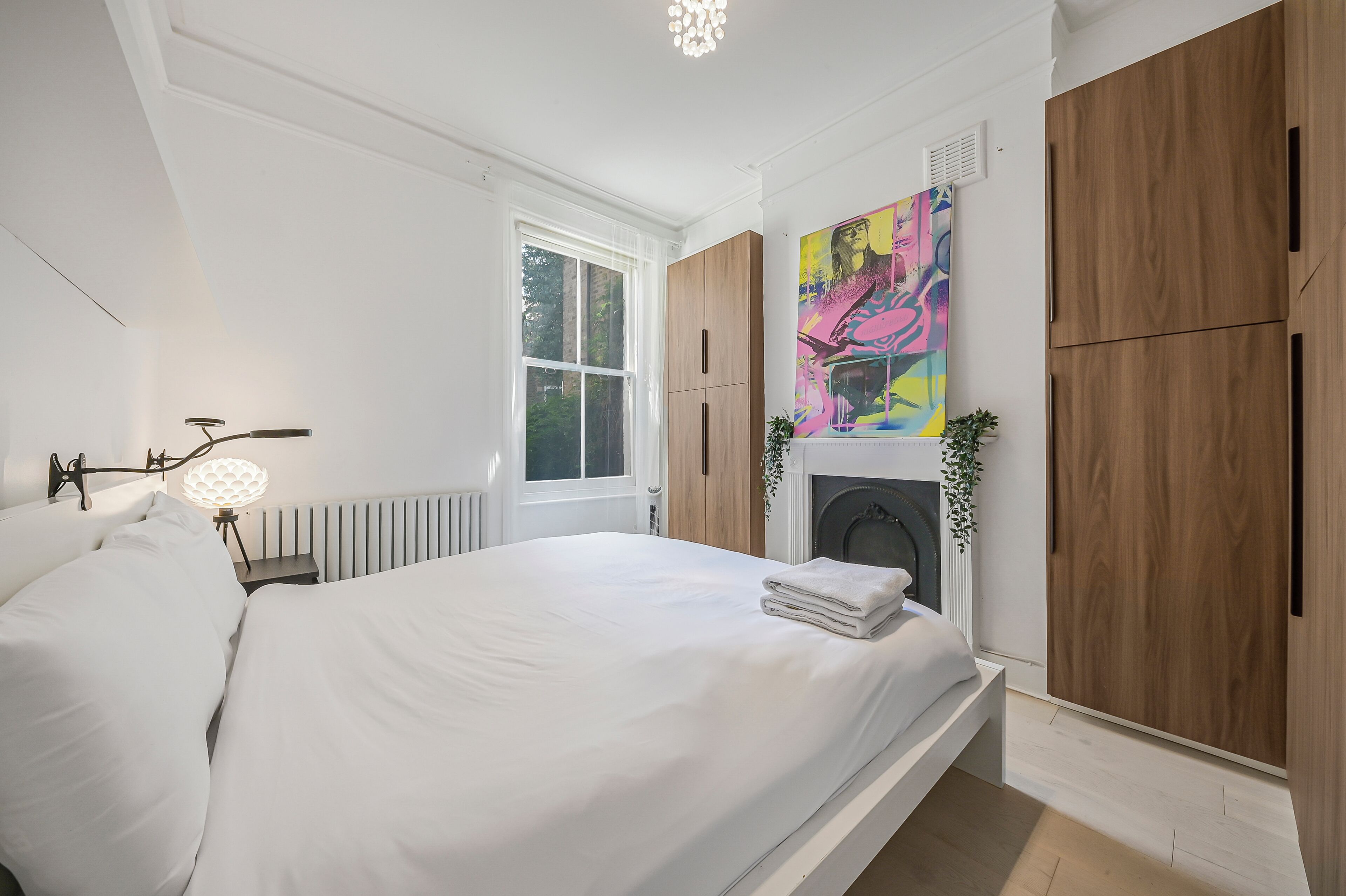 2 bedrooms, iron/ironing board, travel crib, free WiFi