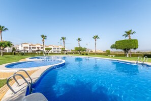 Pool - Apartment 'Sweet Home' with Shared Pool, Wi-Fi and Air Conditioning (Gran Alacant)