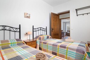 2 Schlafzimmer, Bügeleisen/Bügelbrett, kostenloses WLAN, Bettwäsche