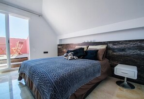 3 habitaciones, tabla de planchar con plancha y wifi gratis 