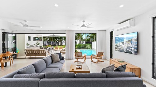 Belle Escapes Beach Manor