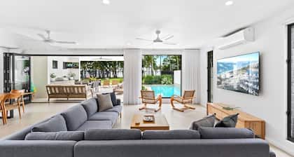 Belle Escapes Beach Manor