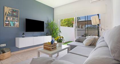 Vacation Apartment 'Apartamento 104' with Mountain View, Wi-Fi and Air Conditioning