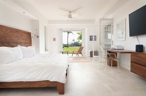 4 habitaciones, caja de seguridad en la habitación y escritorio