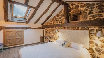 4 habitaciones, tabla de planchar con plancha y wifi gratis