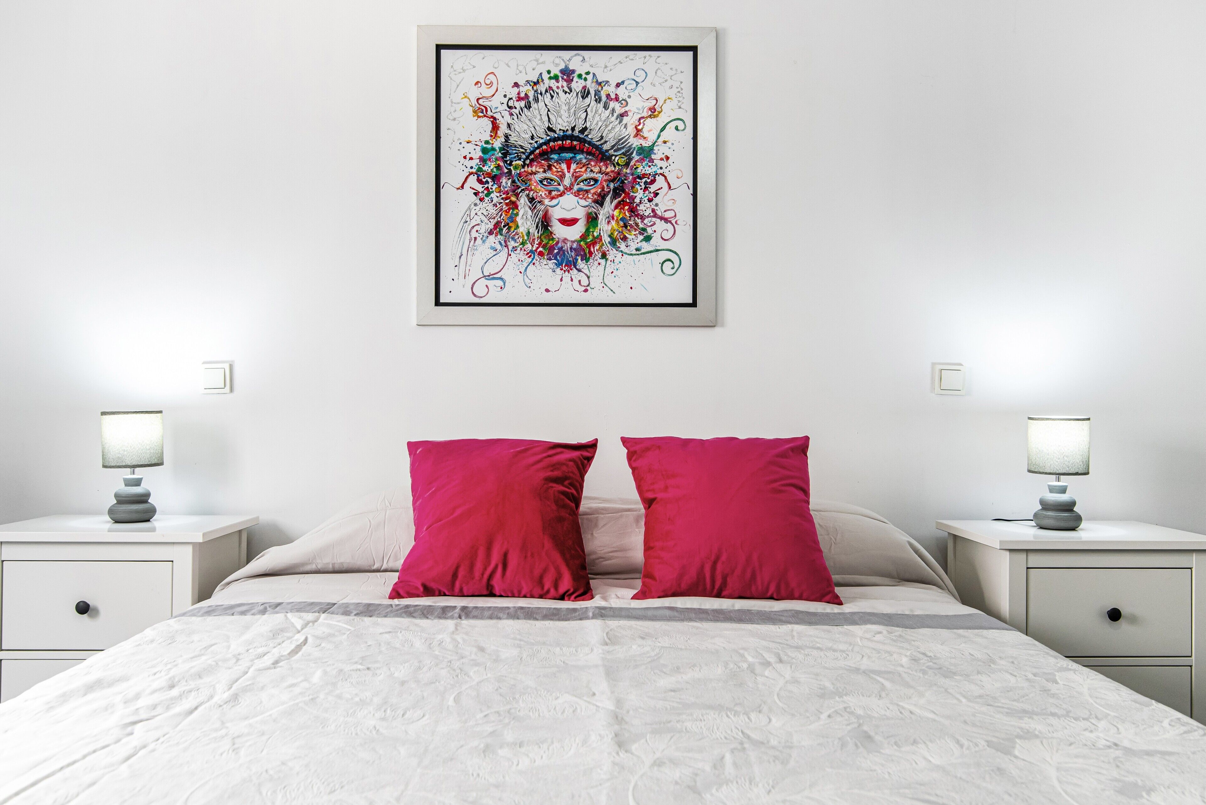 2 habitaciones, tabla de planchar con plancha y wifi gratis 