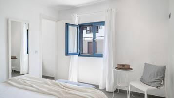 1 slaapkamer, een strijkplank/strijkijzer, gratis wifi, beddengoed