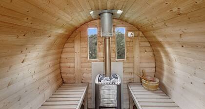 Apartment 'Les Cases' with Mountain View, Private Pool and Wi-Fi