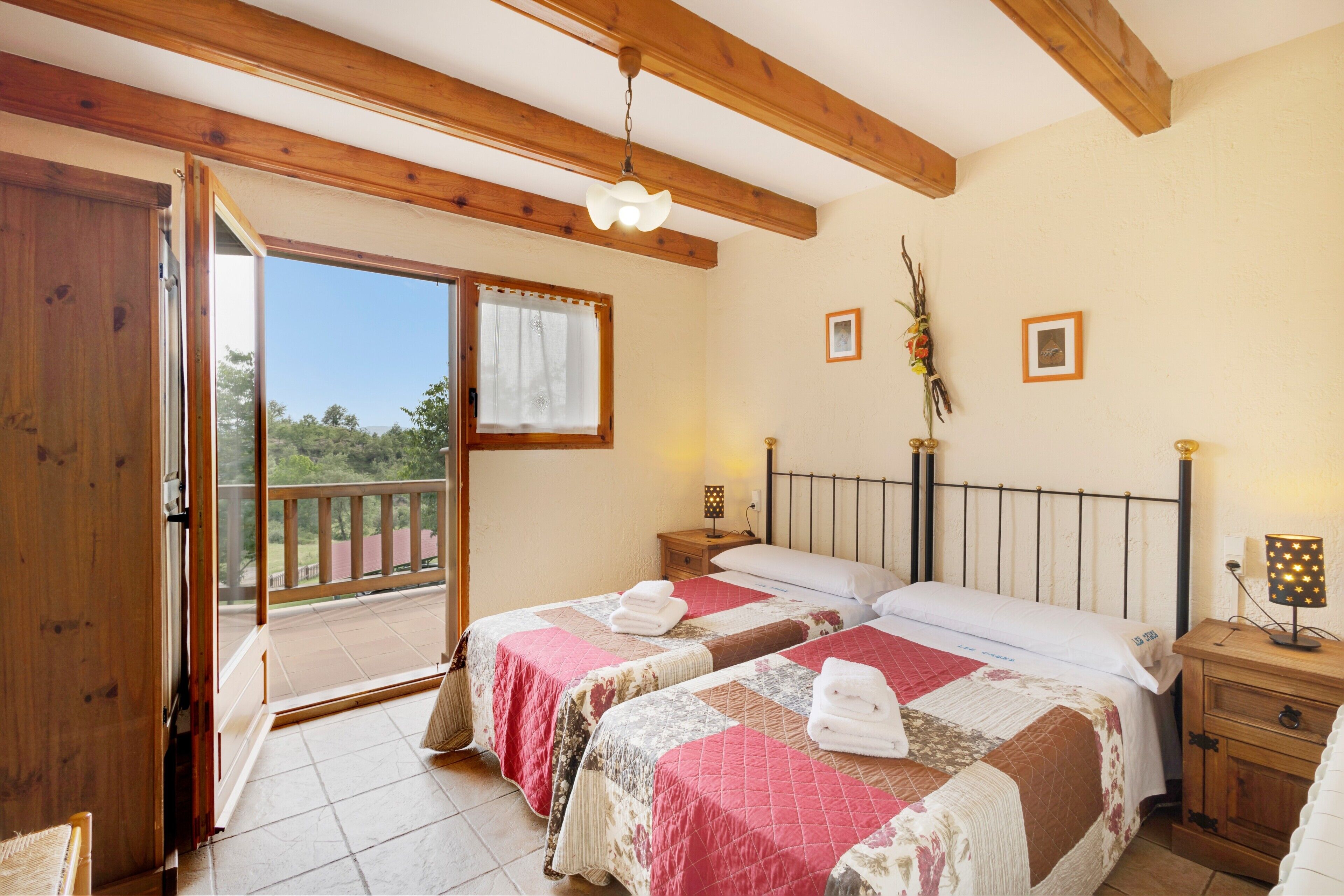 7 soverom, strykejern/-brett, wi-fi (inkludert) og sengetøy