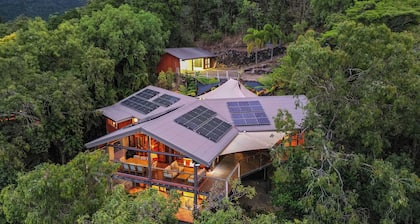 Rainforest Treehouse Sanctuary - with ocean views