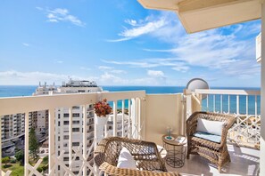 Property grounds - Apartment 'Vieira À Beira Mar' with Sea View, Balcony and Wi-Fi (Armação de Pêra)