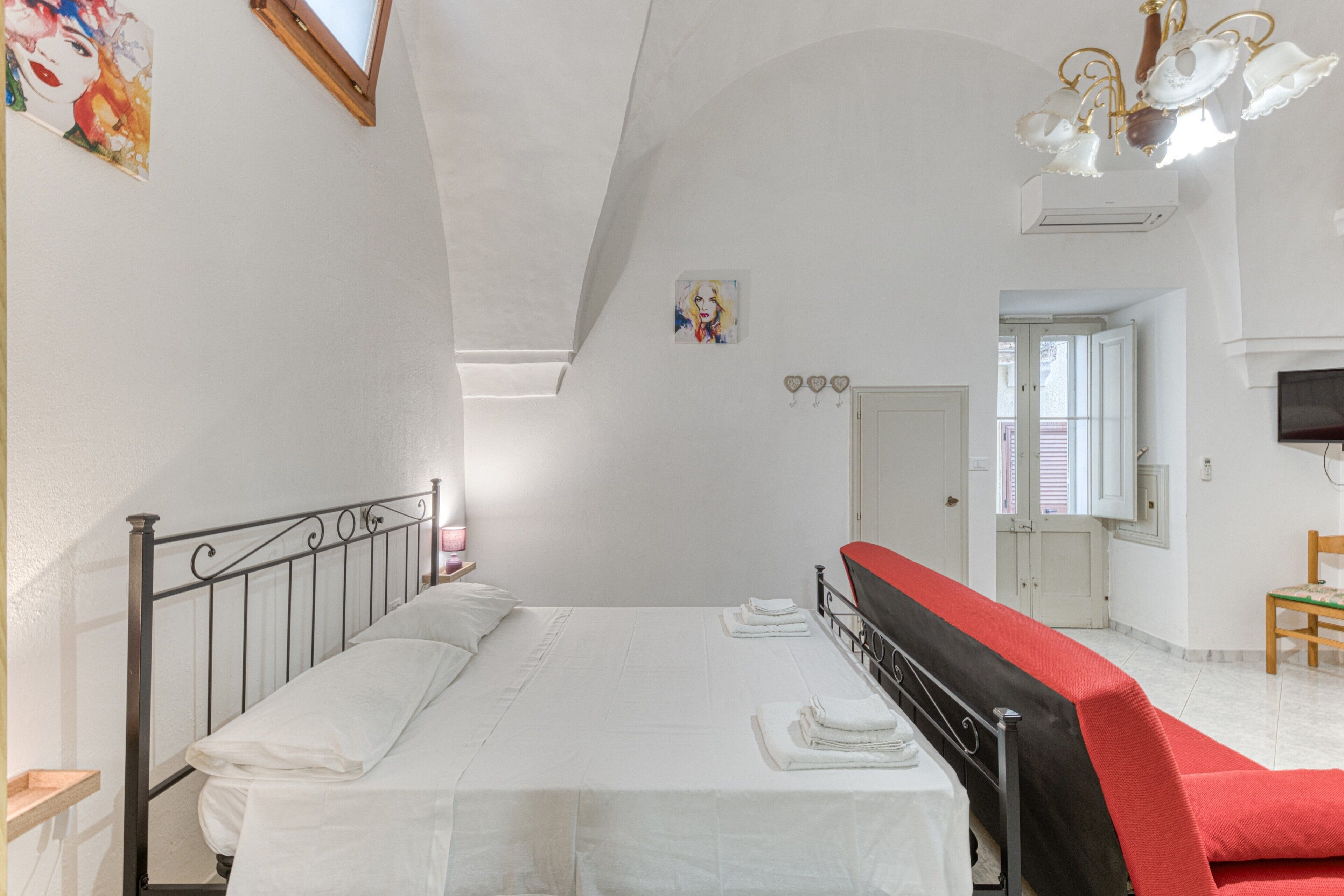 1 habitación y ropa de cama 