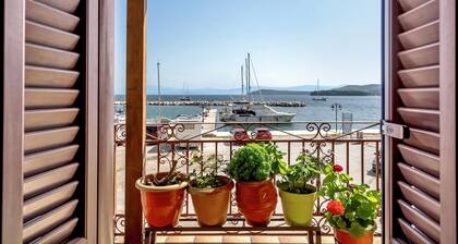 Vacation Home "Barba Panais' House" with Balcony & Sea View
