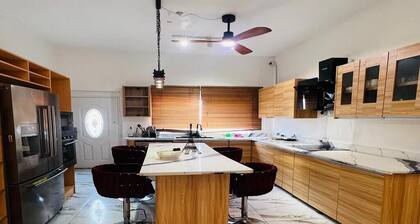 Dona's luxury townhome in the garden city of kumasi