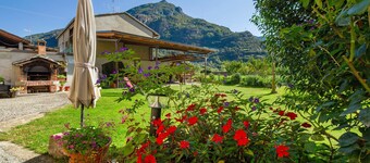 Apartment 'Agriturismo La Grange - Family' with Mountain View, Wi-Fi and Air Conditioning
