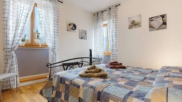 2 Schlafzimmer, Bügeleisen/Bügelbrett, kostenloses WLAN, Bettwäsche