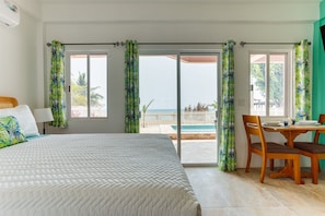 1 bedroom, iron/ironing board, free WiFi, bed sheets - Sorrell Cottage-Studio Apartment on the Caribbean! (Seign Bight)