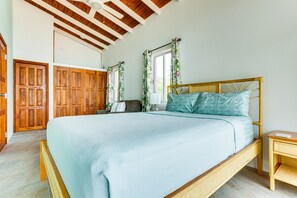 4 chambres, fer et planche à repasser, accès au Wi-Fi (inclus)