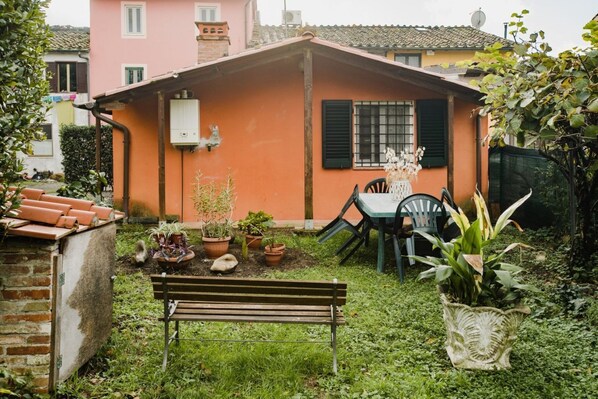 屋外ダイニングエリア