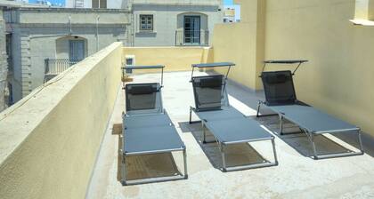 3bedroom house with yard and roof terrace CZER1-1