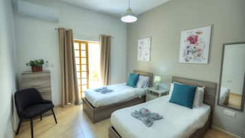 3 Schlafzimmer, BĂŒgeleisen/BĂŒgelbrett, kostenloses WLAN, BettwĂ€sche