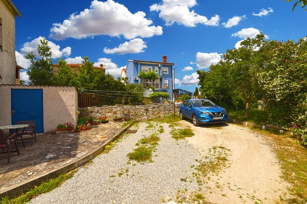 Property grounds - Apartment 2331/111619 (Istria - Fažana), 150m from the beach (Fažana)