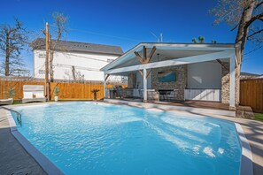 A heated pool - Whitewood Oasis-Your Poolside Retreat with  Heated  Pool in Spring, TX  (Spring)