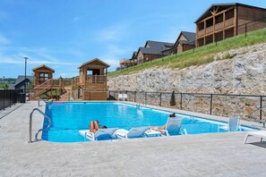 Pool - Lake Lookout Retreat with Private Hot Tub, Free Attraction Tickets & Community Pools (Branson)