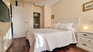 2 chambres, fer et planche Ă repasser, accĂšs au Wi-Fi (inclus)