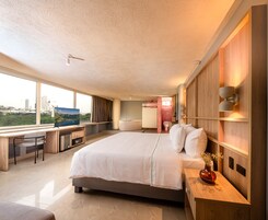 Suíte júnior, 1 cama King | 1 quarto, roupas de cama premium, edredons de pluma