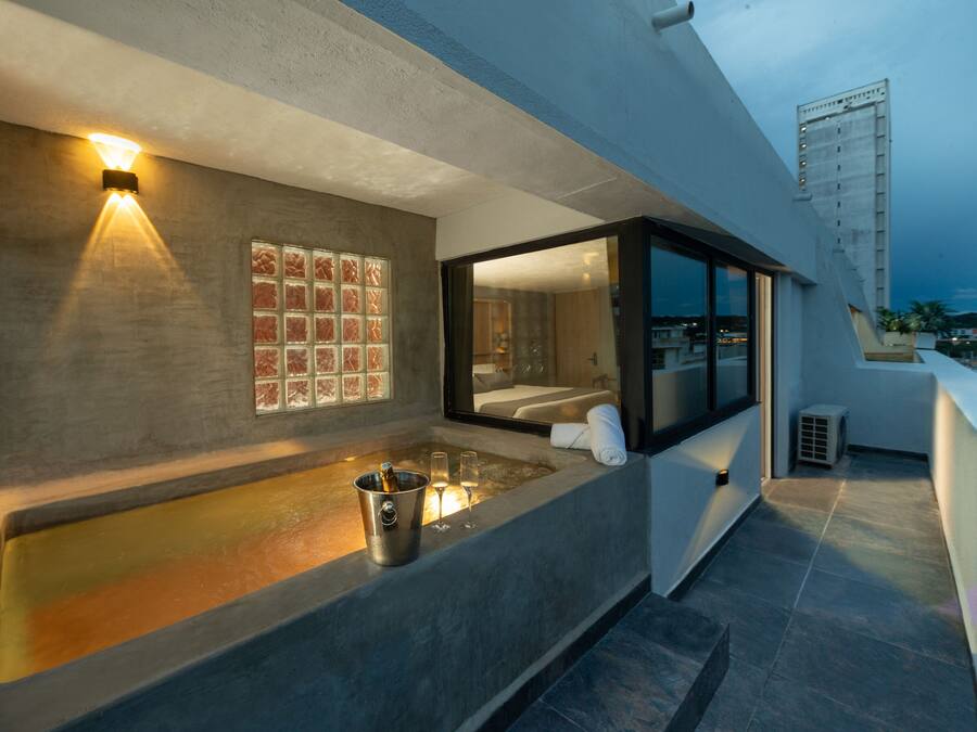Suite, Private Pool | Private pool