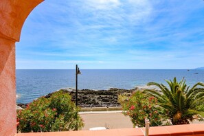 ビーチ、ビーチタオル