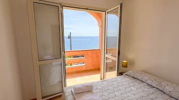 1 camera, culla da viaggio, Wi-Fi gratuito, lenzuola