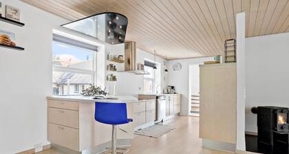 3 bedroom beautiful home in Roslev