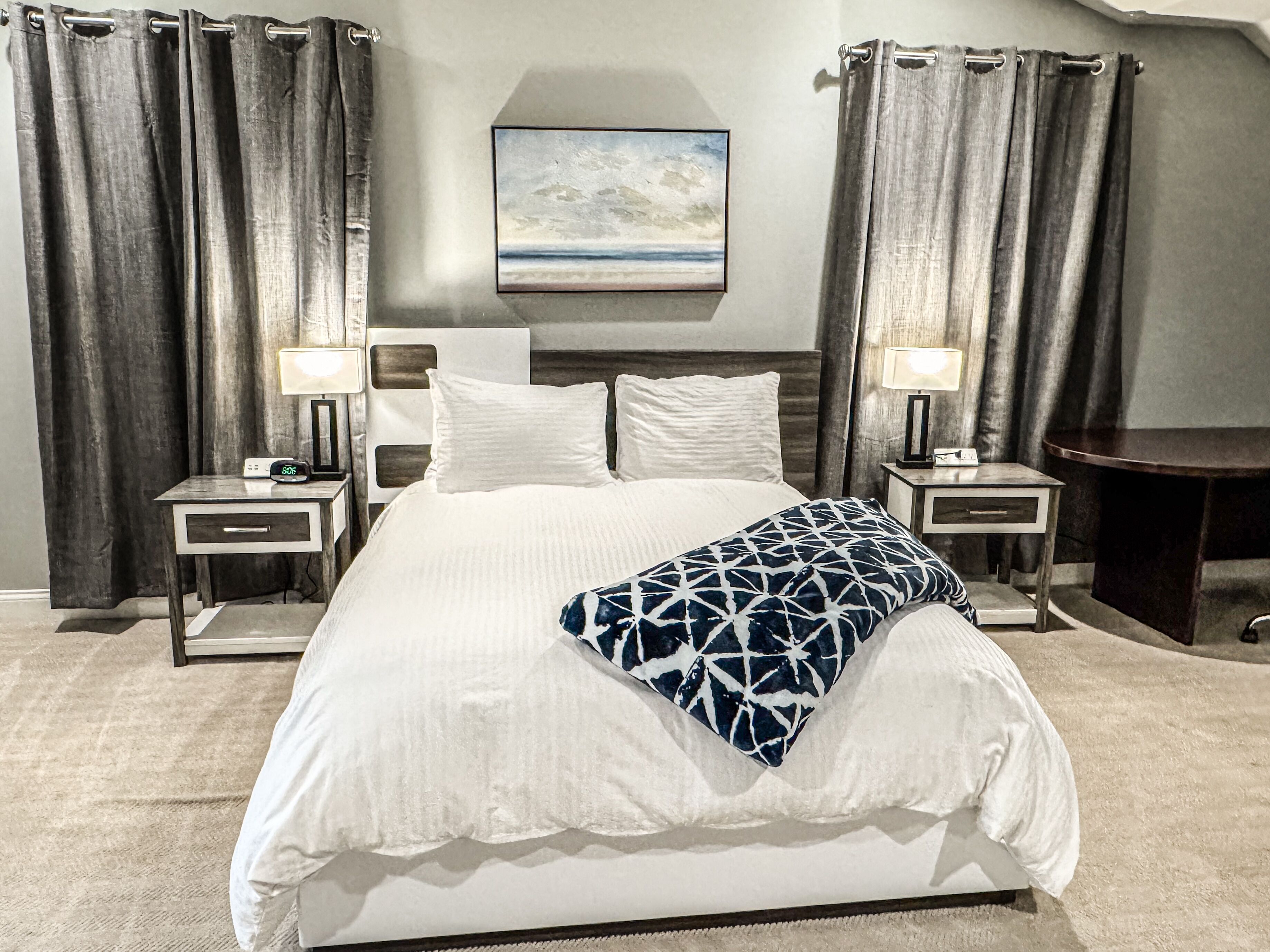 4 bedrooms, desk, iron/ironing board, free WiFi