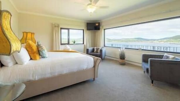 5 bedrooms, WiFi - Dingle Bay Nest Burnham (Ventry)