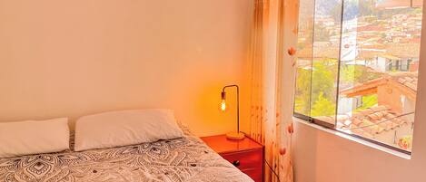 Basic-Zimmer, Terrasse, Stadtblick | Terrasse/Patio